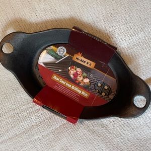 Mr BBQ Oval Cast Iron Grilling Dish